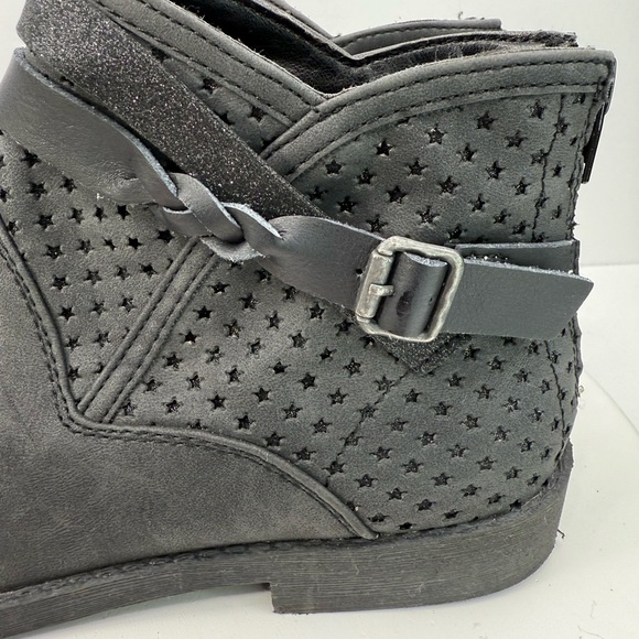 Blowfish Malibu Girls Keeping Up-k Ankle Boot Booties Charcoal Smoke Gray Sz 6 - Picture 7 of 11